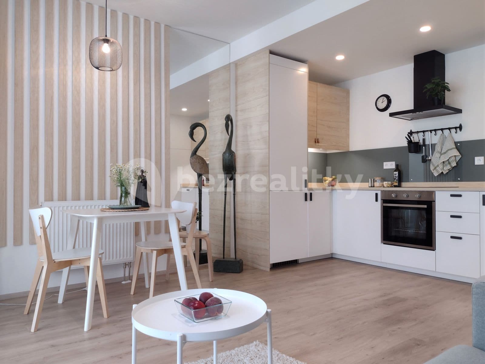 1 bedroom with open-plan kitchen flat to rent, 52 m², Wolkerova, Olomouc, Olomoucký Region 1 bedroom with open-plan kitchen flat to rent, 52 m², Wolkerova, Olomouc, Olomoucký Region