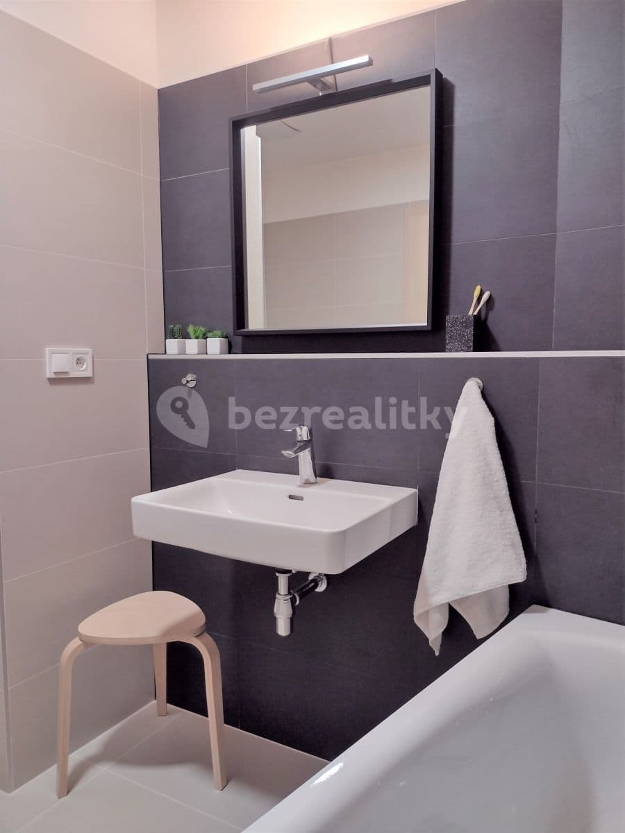 1 bedroom with open-plan kitchen flat to rent, 52 m², Wolkerova, Olomouc, Olomoucký Region 1 bedroom with open-plan kitchen flat to rent, 52 m², Wolkerova, Olomouc, Olomoucký Region