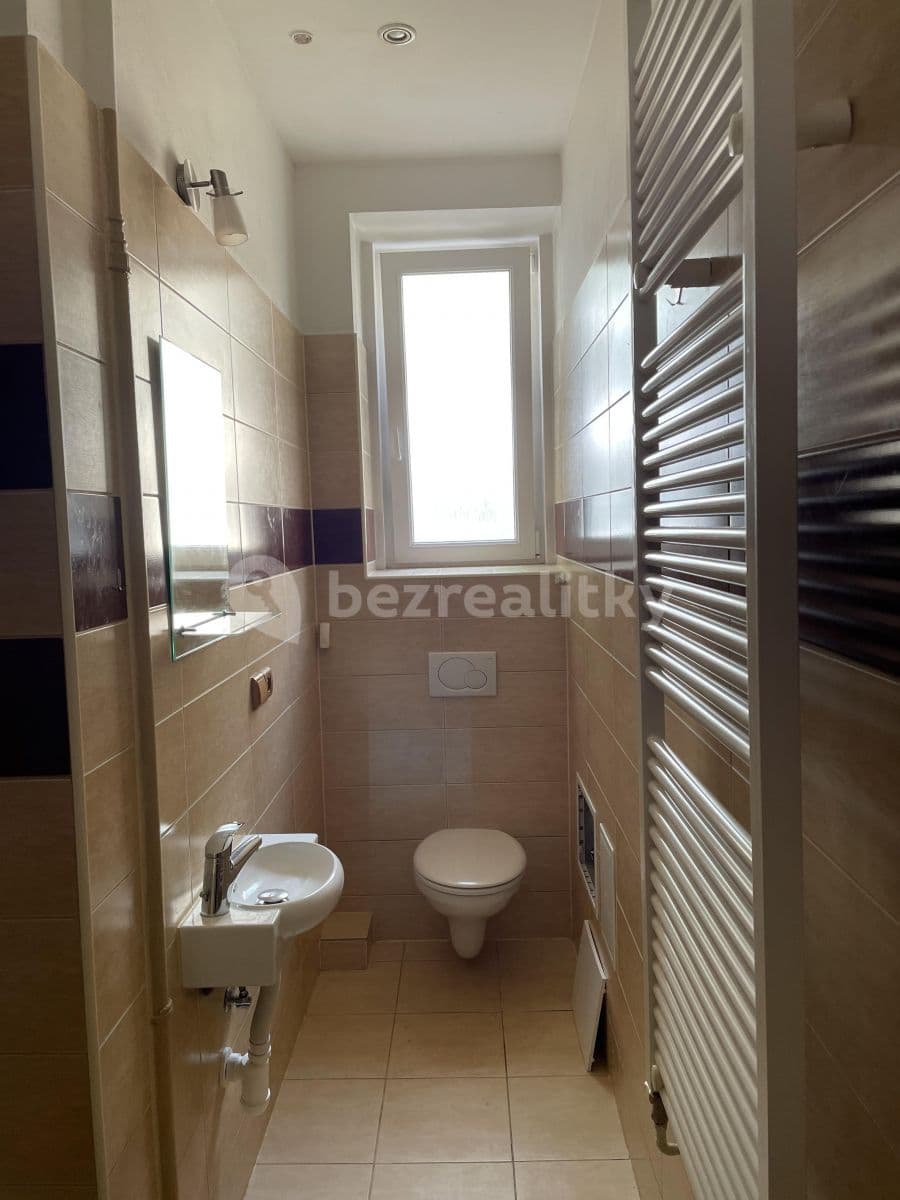 1 bedroom flat to rent, 39 m², Bulharská, Karlovy Vary, Karlovarský Region 1 bedroom flat to rent, 39 m², Bulharská, Karlovy Vary, Karlovarský Region