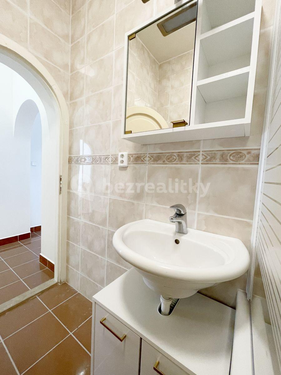 2 bedroom flat to rent, 66 m², Sevastopolská, Prague, Prague