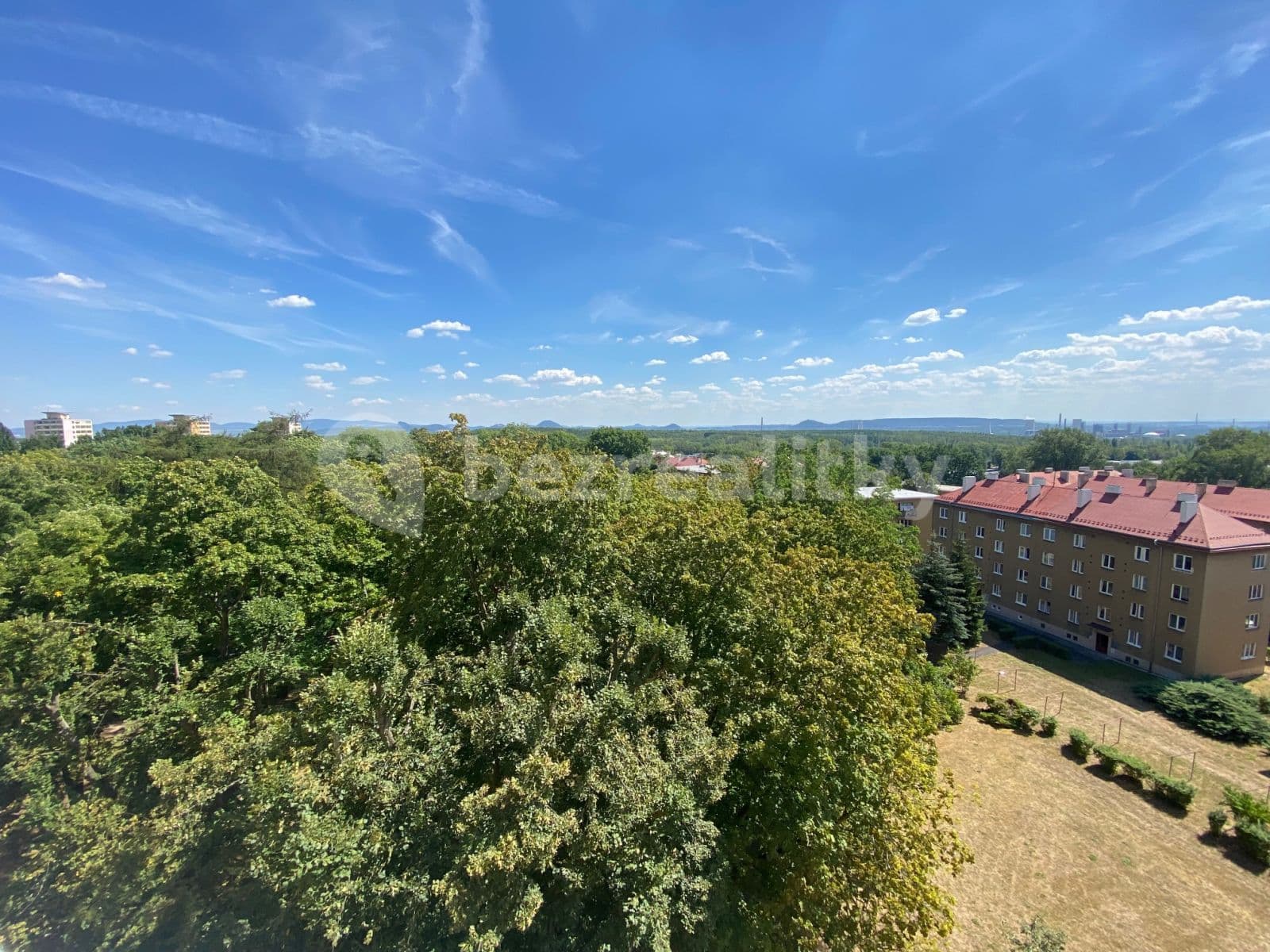 1 bedroom flat to rent, 35 m², U Zámeckého parku, Litvínov, Ústecký Region 1 bedroom flat to rent, 35 m², U Zámeckého parku, Litvínov, Ústecký Region