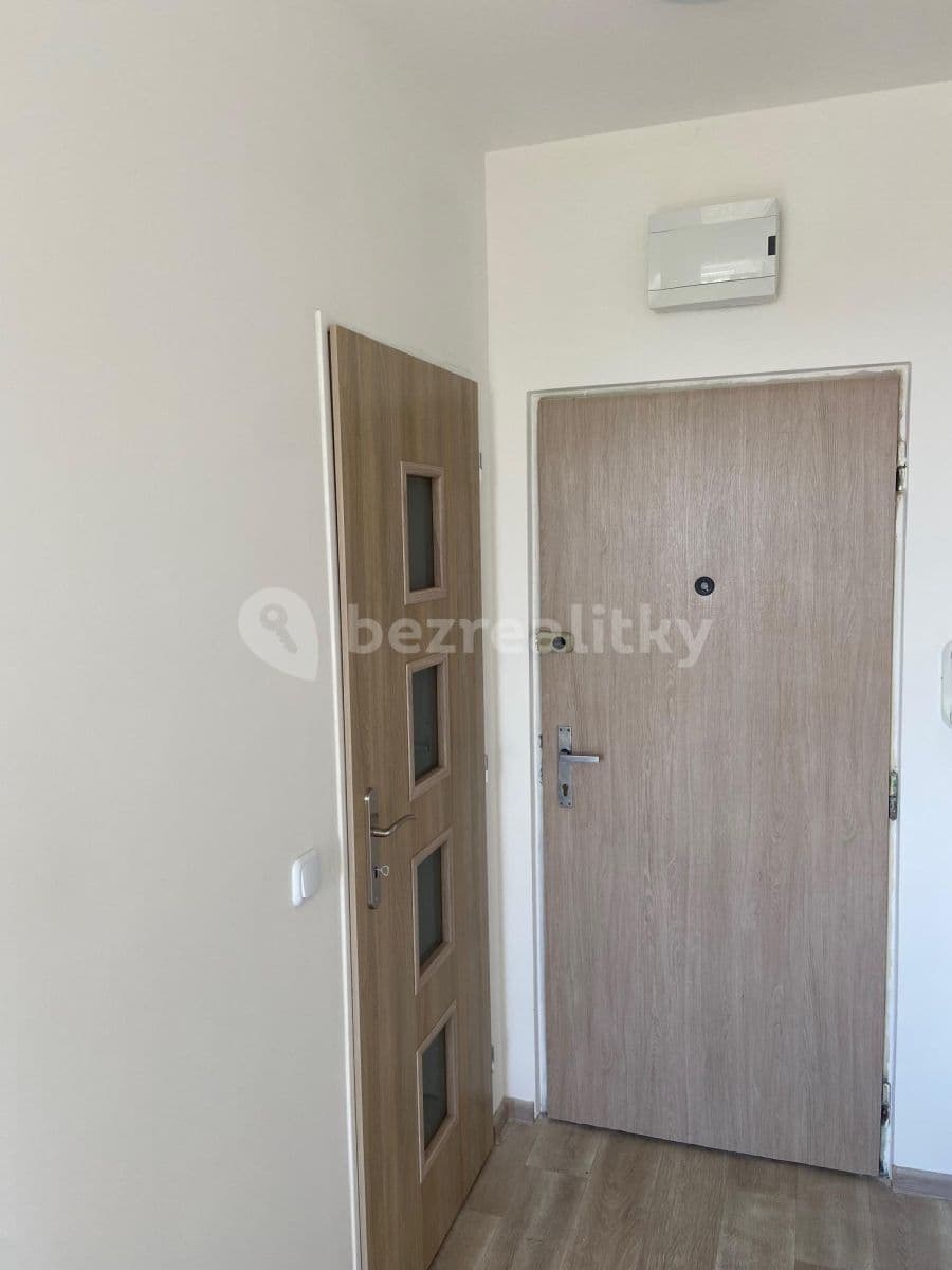 1 bedroom flat to rent, 35 m², U Zámeckého parku, Litvínov, Ústecký Region 1 bedroom flat to rent, 35 m², U Zámeckého parku, Litvínov, Ústecký Region