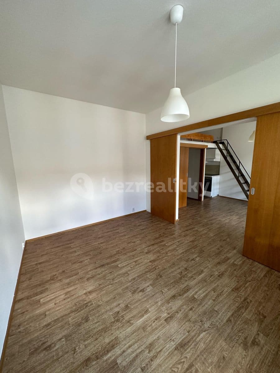 1 bedroom with open-plan kitchen flat for sale, 39 m², Cimburkova, Prague, Prague