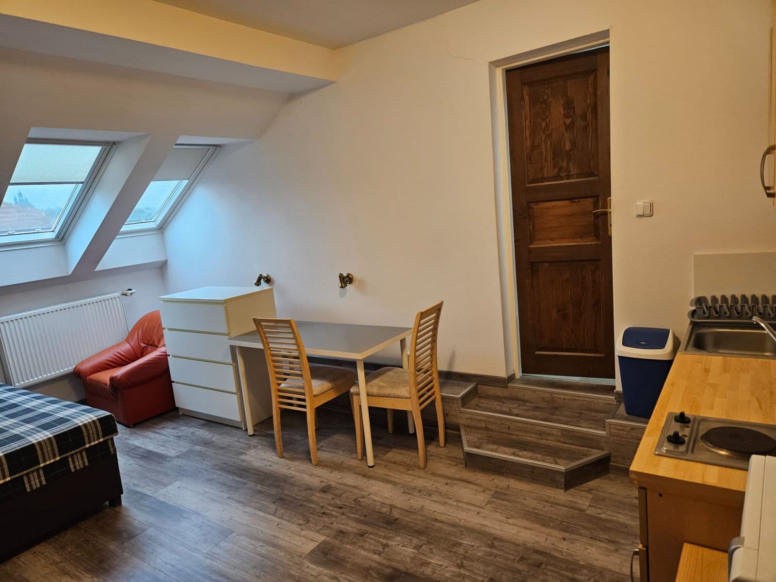 Studio flat to rent, 24 m², Vratislavova, Prague, Prague Studio flat to rent, 24 m², Vratislavova, Prague, Prague