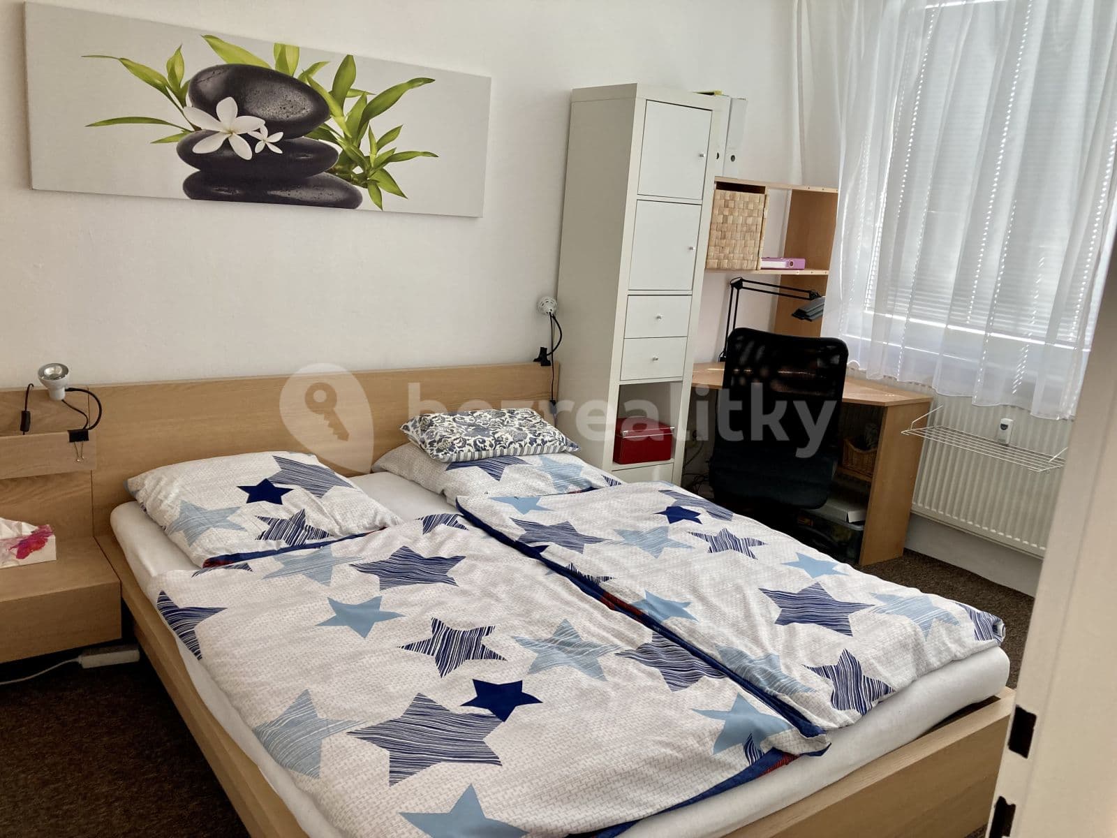 1 bedroom with open-plan kitchen flat to rent, 39 m², Cukrovarská, Prague, Prague