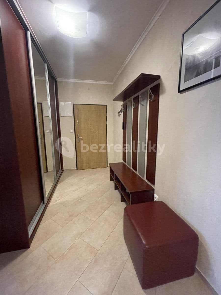 3 bedroom flat to rent, 79 m², V Javorech, Prague, Prague 3 bedroom flat to rent, 79 m², V Javorech, Prague, Prague