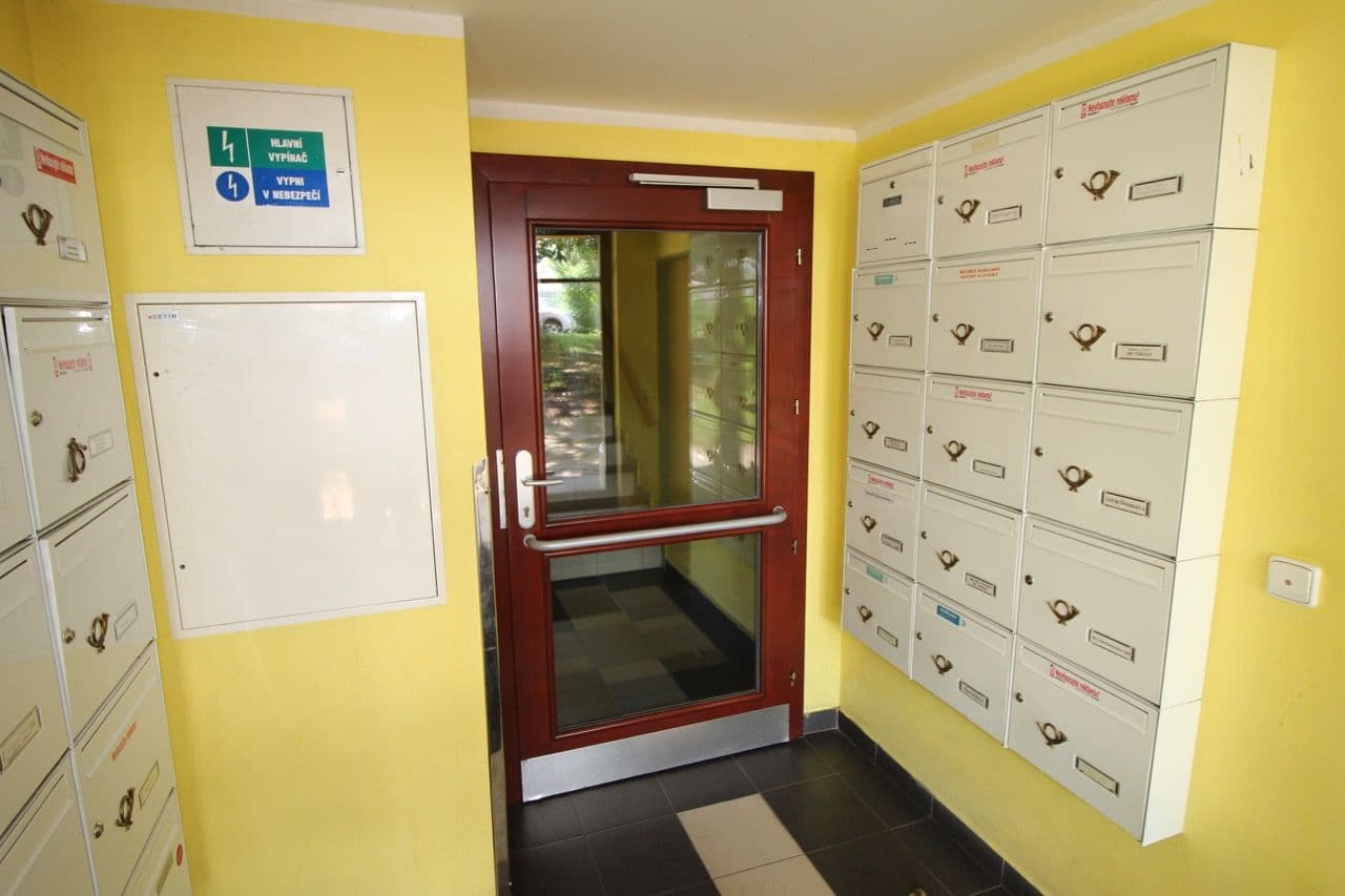 Studio flat to rent, 44 m², Pod Klamovkou, Prague, Prague Studio flat to rent, 44 m², Pod Klamovkou, Prague, Prague