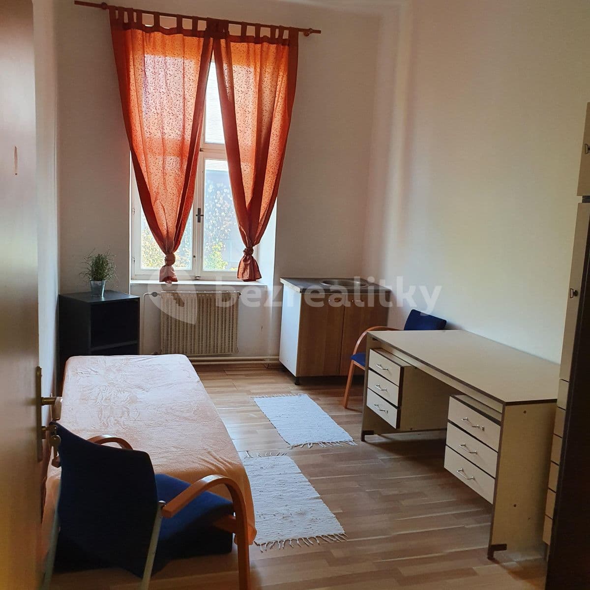 3 bedroom with open-plan kitchen flat to rent, 13 m², Veveří, Brno, Jihomoravský Region 3 bedroom with open-plan kitchen flat to rent, 13 m², Veveří, Brno, Jihomoravský Region