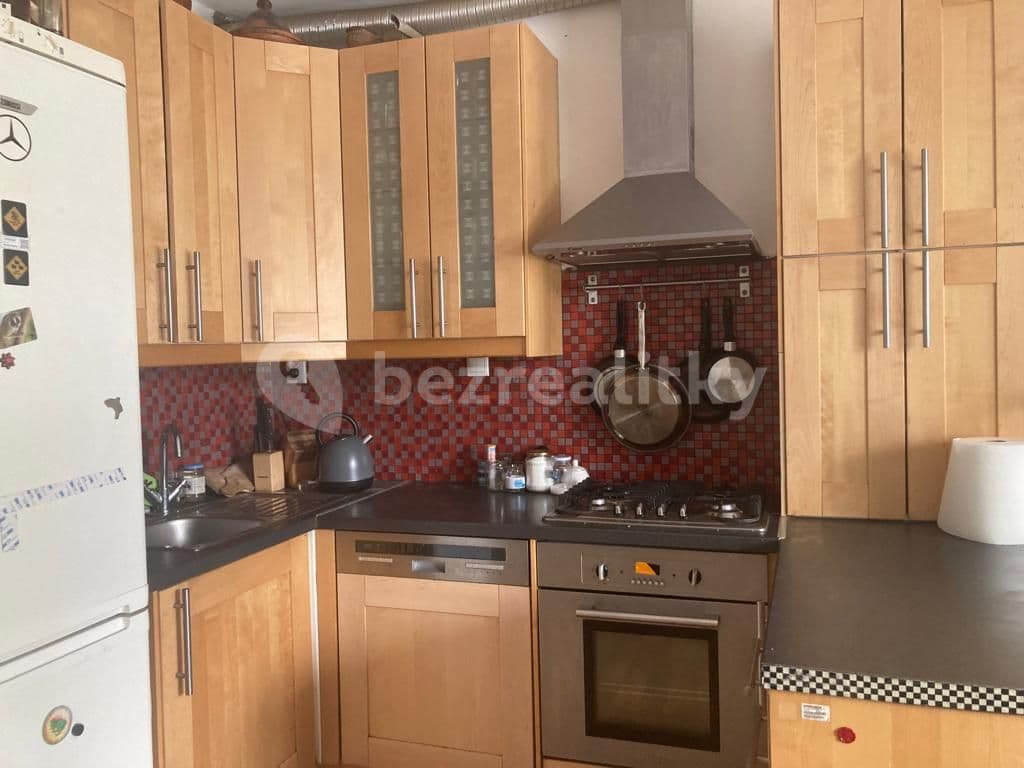 3 bedroom with open-plan kitchen flat to rent, 75 m², Vazovova, Prague, Prague 3 bedroom with open-plan kitchen flat to rent, 75 m², Vazovova, Prague, Prague
