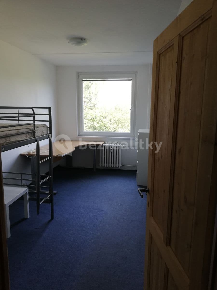 3 bedroom with open-plan kitchen flat to rent, 75 m², Vazovova, Prague, Prague 3 bedroom with open-plan kitchen flat to rent, 75 m², Vazovova, Prague, Prague