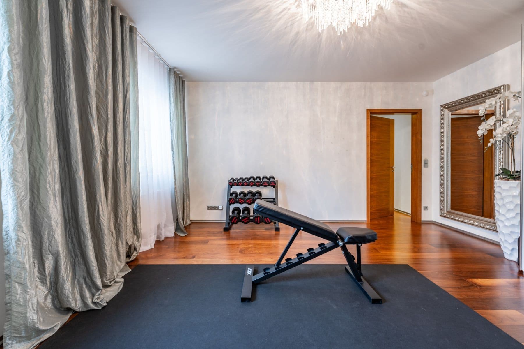 5 bedroom with open-plan kitchen flat for sale, 420 m², Růžová, Valtice, Jihomoravský Region 5 bedroom with open-plan kitchen flat for sale, 420 m², Růžová, Valtice, Jihomoravský Region