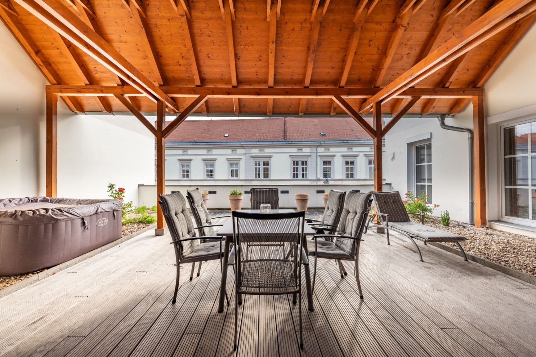 5 bedroom with open-plan kitchen flat for sale, 420 m², Růžová, Valtice, Jihomoravský Region 5 bedroom with open-plan kitchen flat for sale, 420 m², Růžová, Valtice, Jihomoravský Region