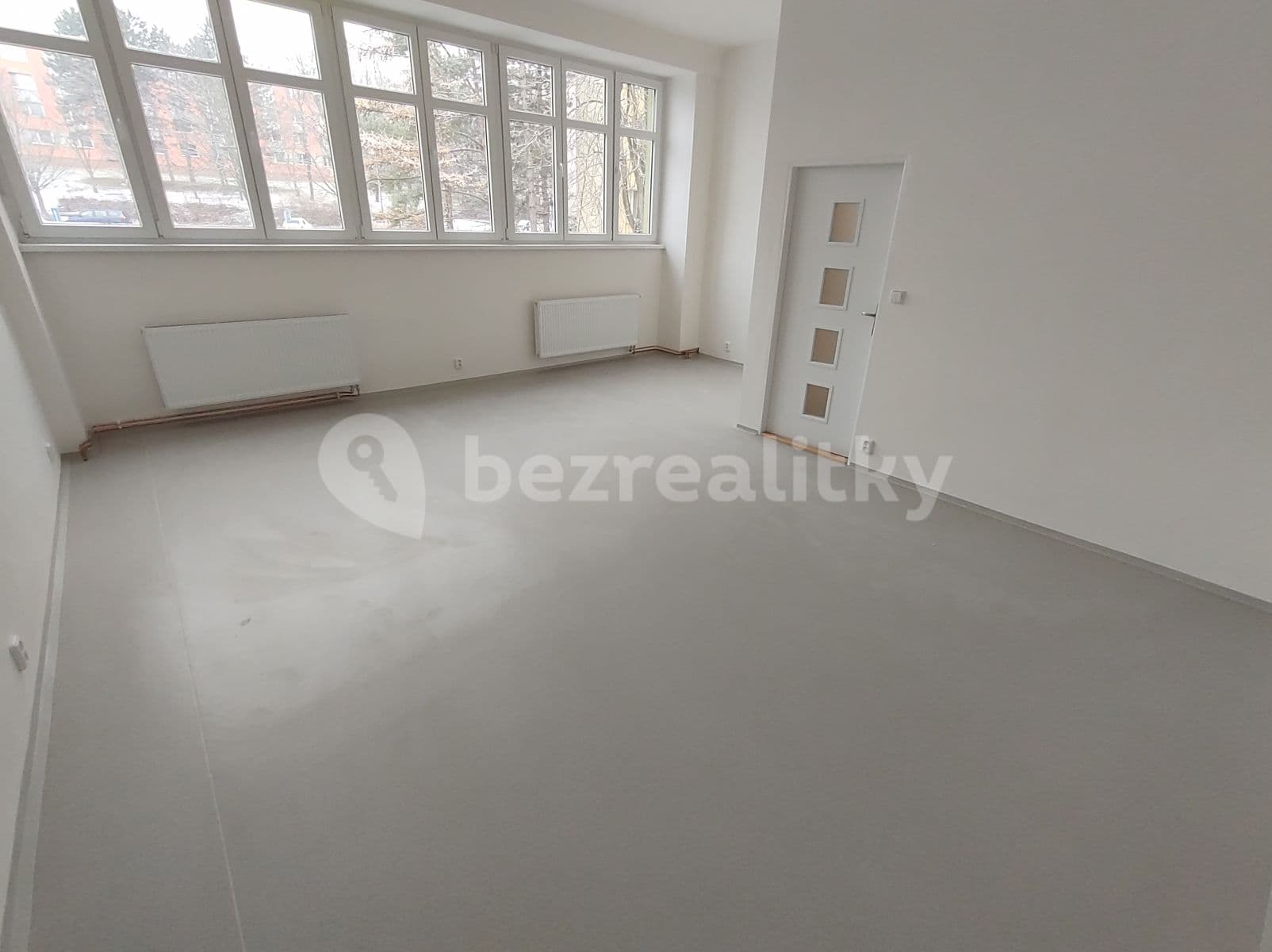 3 bedroom flat to rent, 101 m², Hrubínova, Litoměřice, Ústecký Region