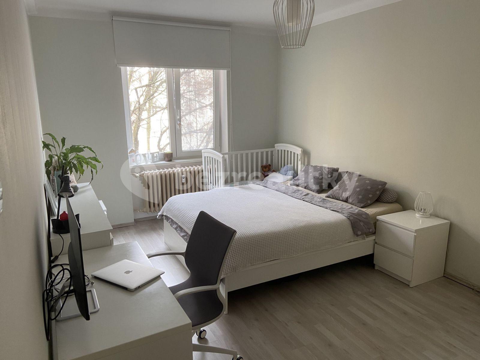 2 bedroom flat to rent, 68 m², Lounských, Prague, Prague