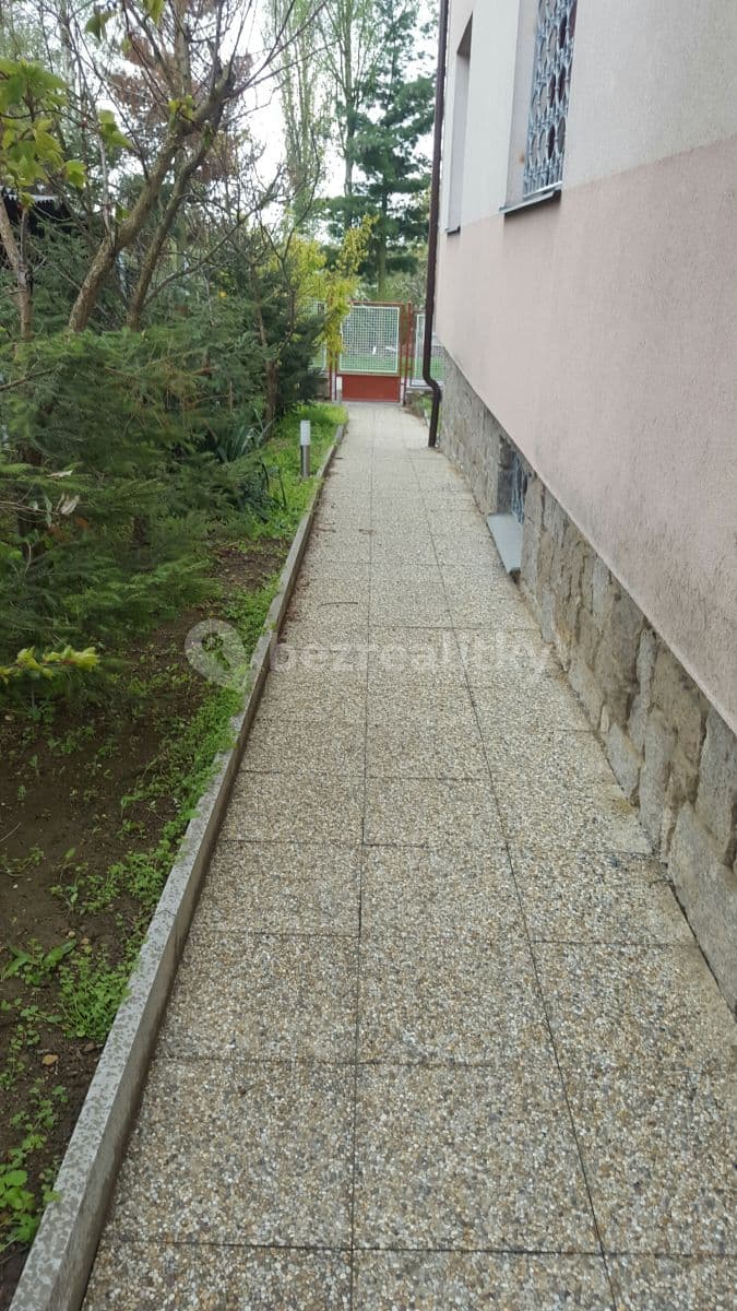 1 bedroom with open-plan kitchen flat to rent, 45 m², Opuková, Prague, Prague 1 bedroom with open-plan kitchen flat to rent, 45 m², Opuková, Prague, Prague