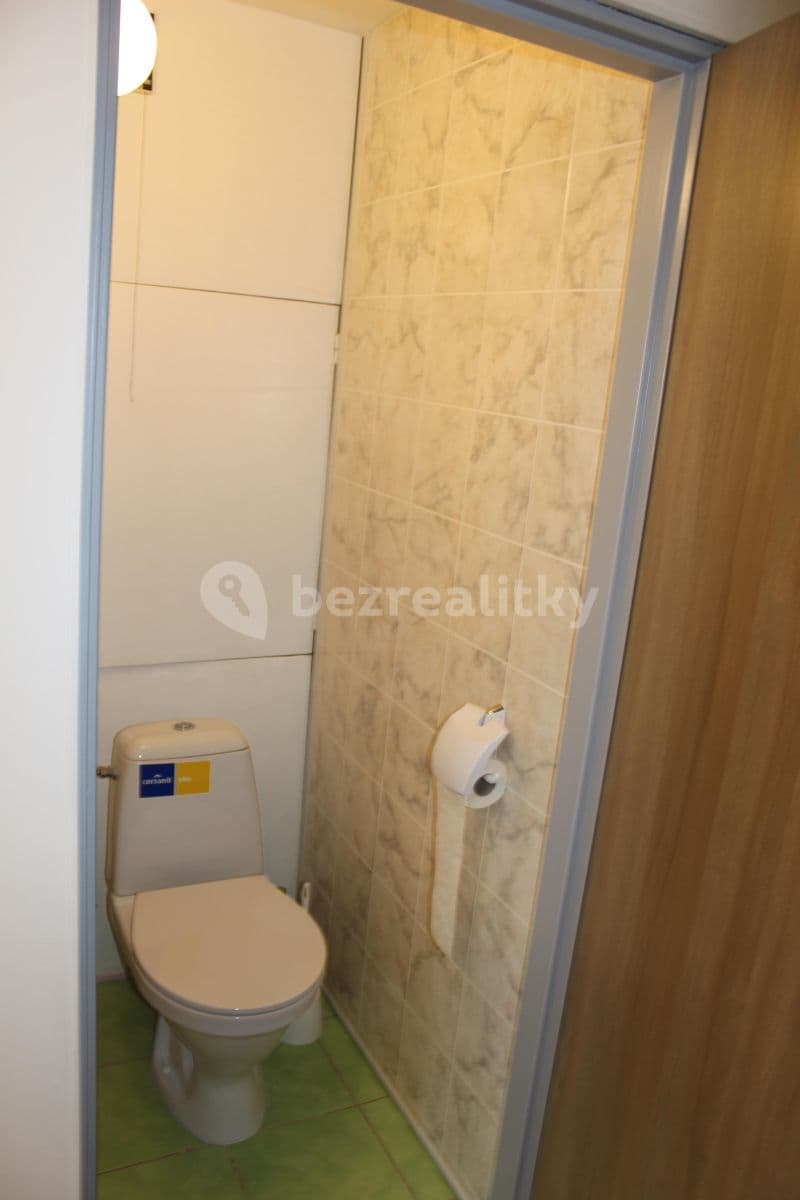 2 bedroom with open-plan kitchen flat to rent, 67 m², Jeřábkova, Prague, Prague 2 bedroom with open-plan kitchen flat to rent, 67 m², Jeřábkova, Prague, Prague