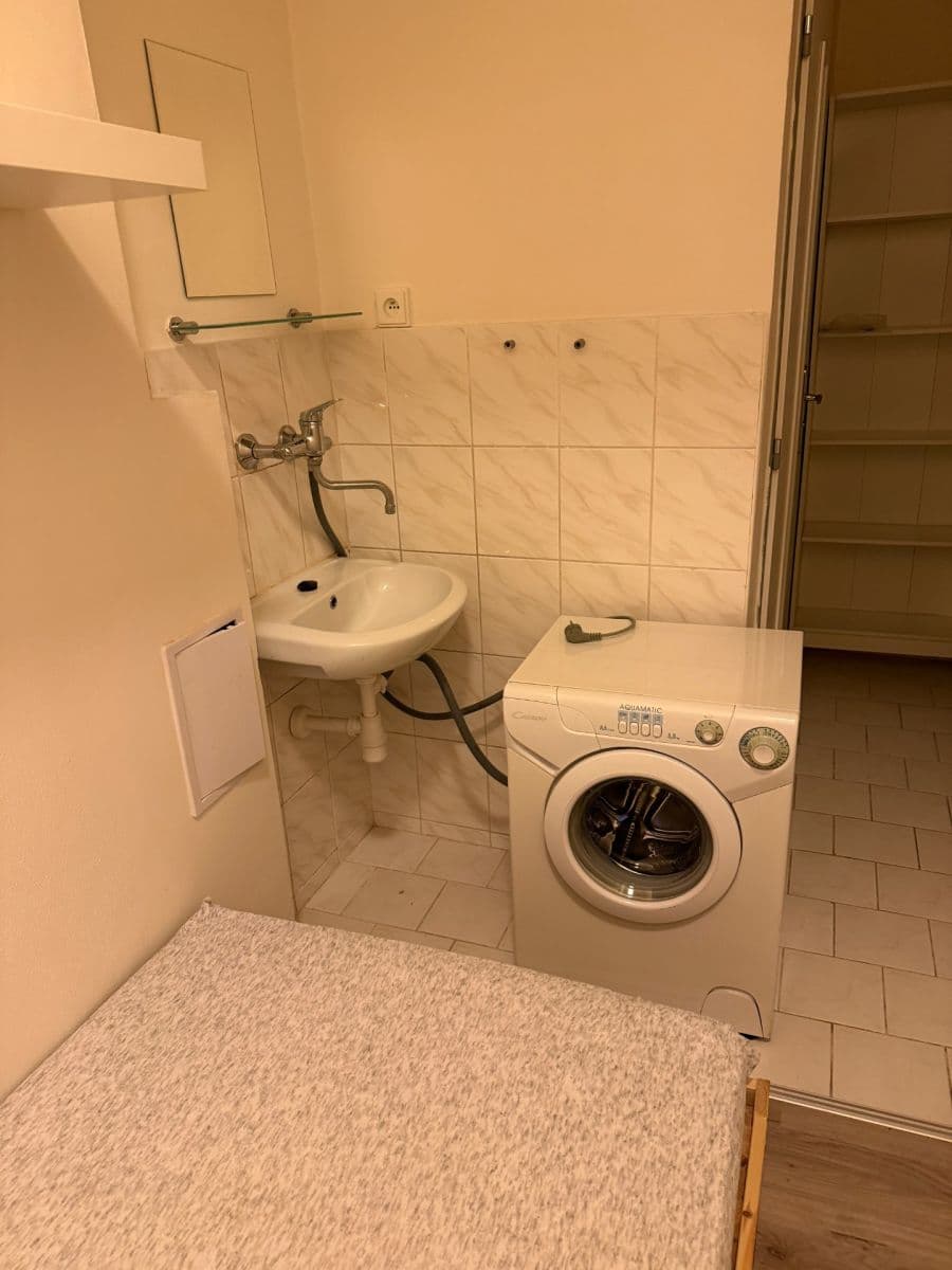 Small studio flat to rent, 10 m², Davídkova, Prague, Prague Small studio flat to rent, 10 m², Davídkova, Prague, Prague