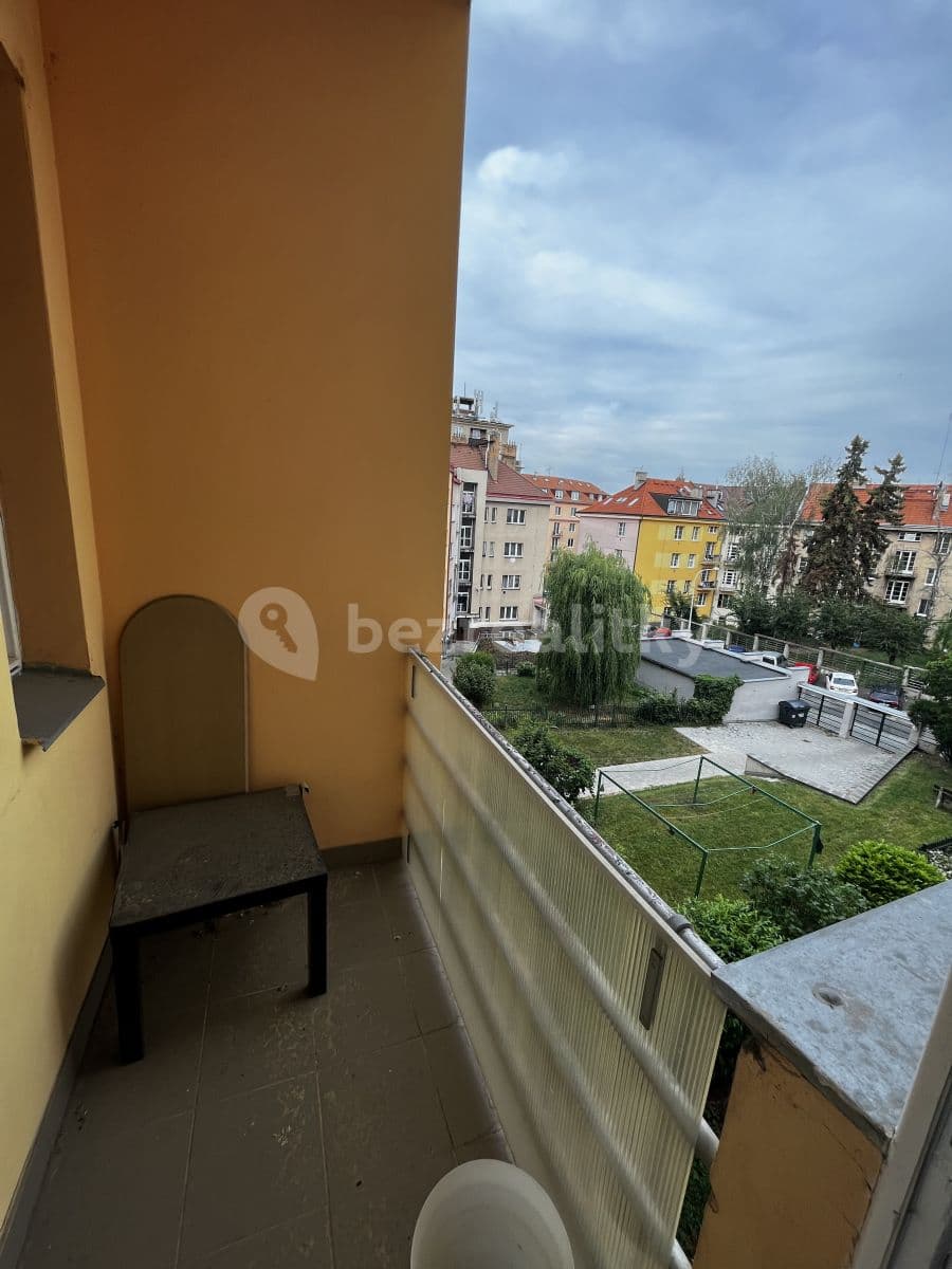 Studio flat to rent, 29 m², U Družstva Ideál, Prague, Prague Studio flat to rent, 29 m², U Družstva Ideál, Prague, Prague