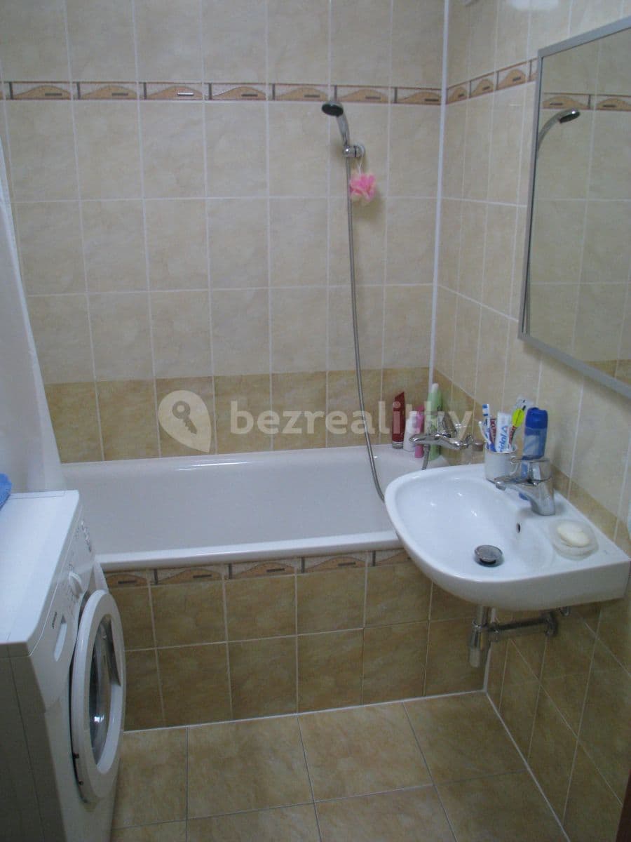 3 bedroom flat to rent, 63 m², Metodějova, Prague, Prague 3 bedroom flat to rent, 63 m², Metodějova, Prague, Prague