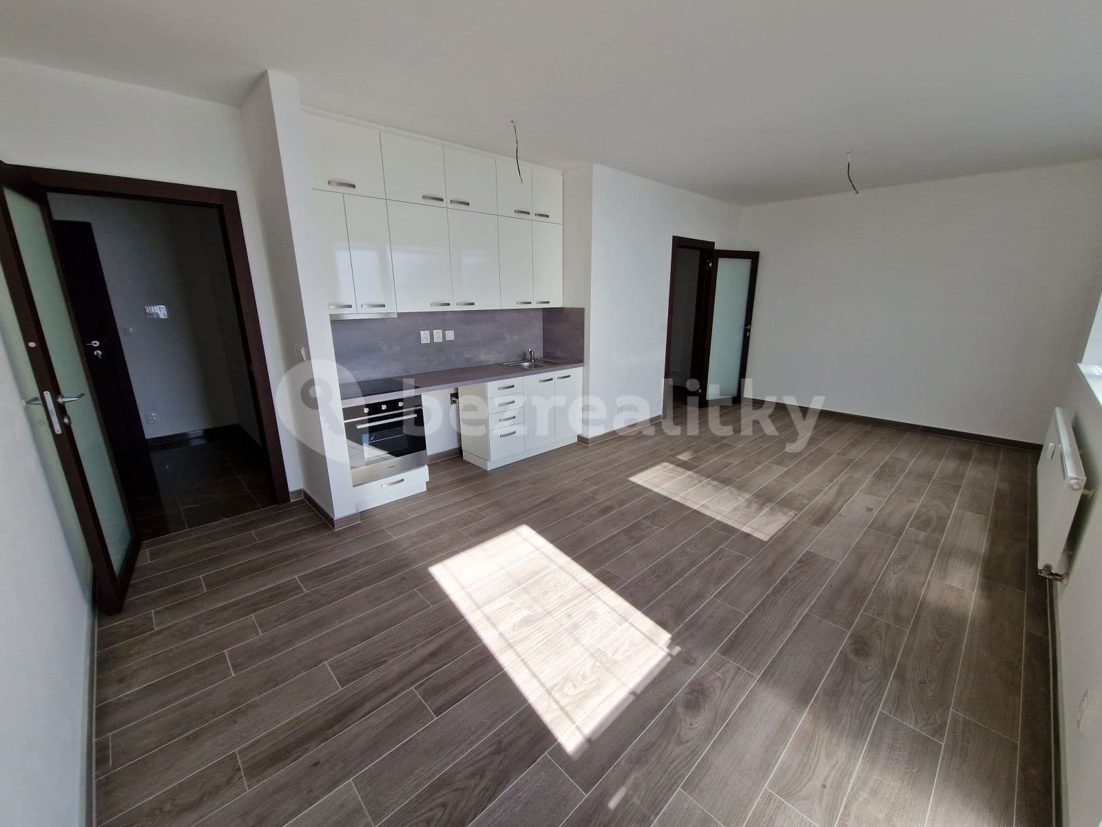 1 bedroom with open-plan kitchen flat to rent, 49 m², Husova, Žatec, Ústecký Region