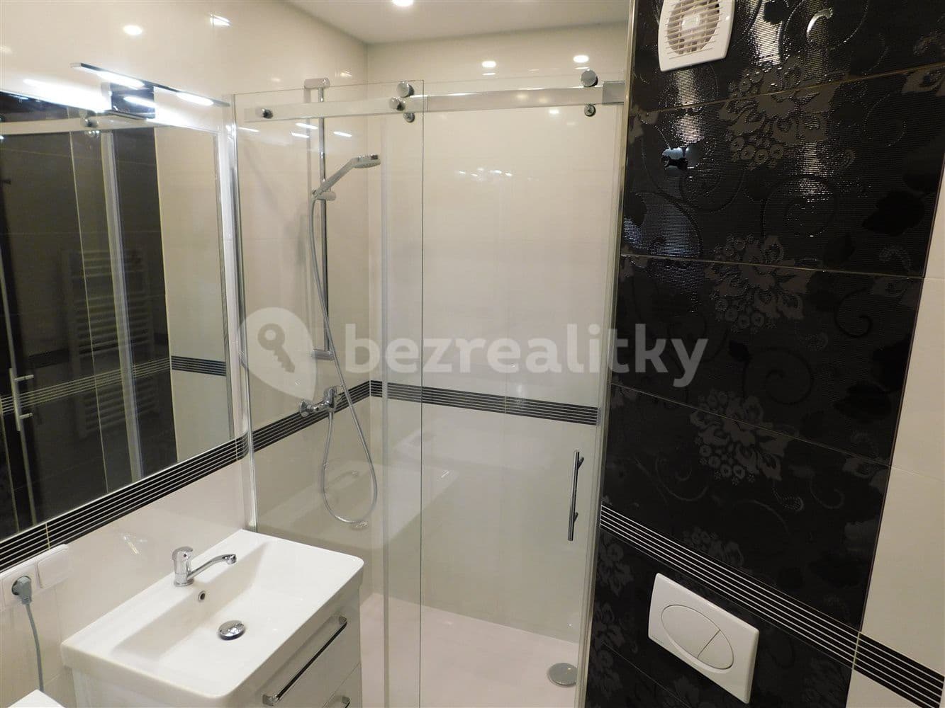 Studio flat to rent, 27 m², Vychodilova, Brno, Jihomoravský Region Studio flat to rent, 27 m², Vychodilova, Brno, Jihomoravský Region