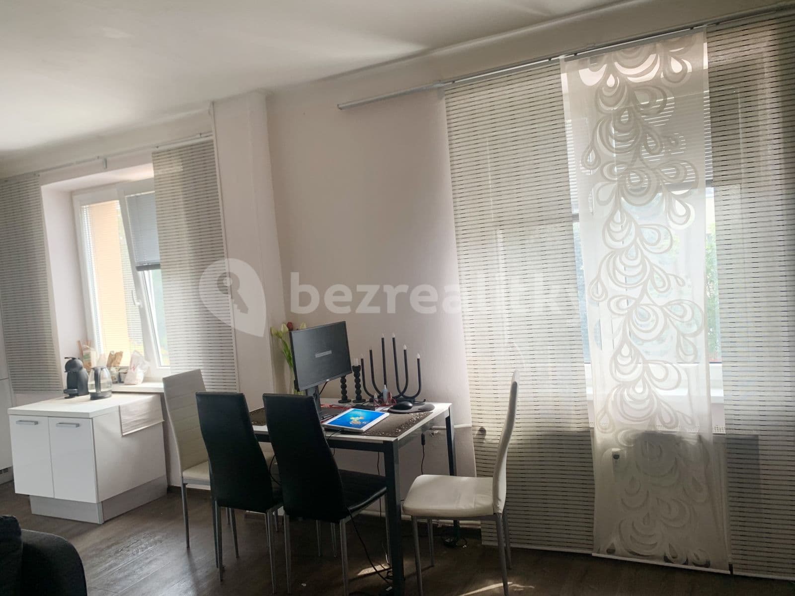 1 bedroom with open-plan kitchen flat to rent, 51 m², Zelenečská, Prague, Prague 1 bedroom with open-plan kitchen flat to rent, 51 m², Zelenečská, Prague, Prague