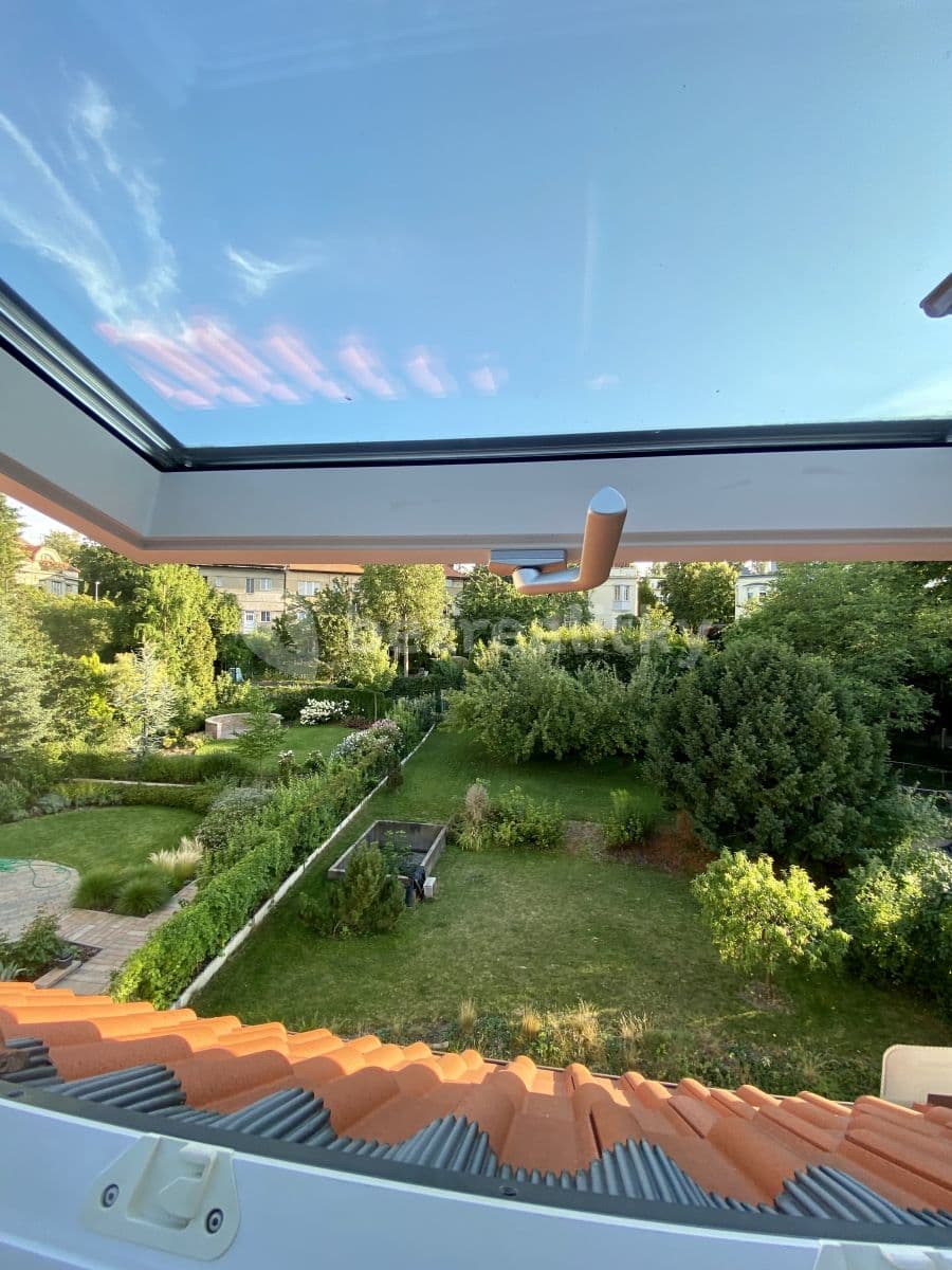 2 bedroom flat to rent, 35 m², Buštěhradská, Prague, Prague 2 bedroom flat to rent, 35 m², Buštěhradská, Prague, Prague