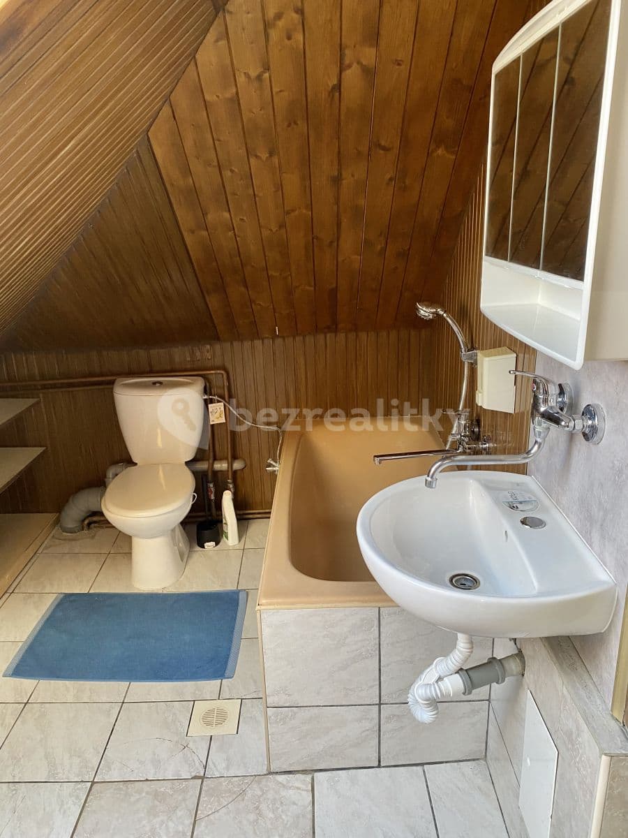 2 bedroom flat to rent, 35 m², Buštěhradská, Prague, Prague 2 bedroom flat to rent, 35 m², Buštěhradská, Prague, Prague