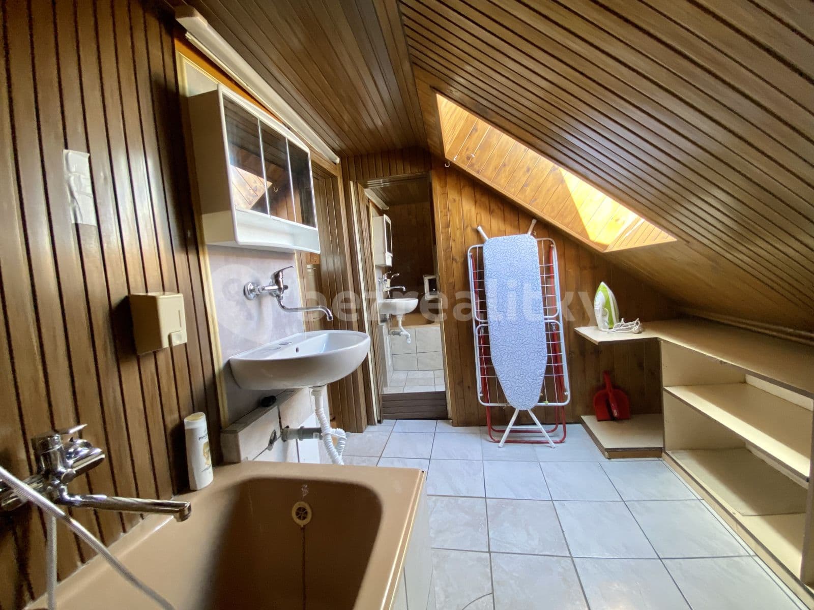 2 bedroom flat to rent, 35 m², Buštěhradská, Prague, Prague 2 bedroom flat to rent, 35 m², Buštěhradská, Prague, Prague