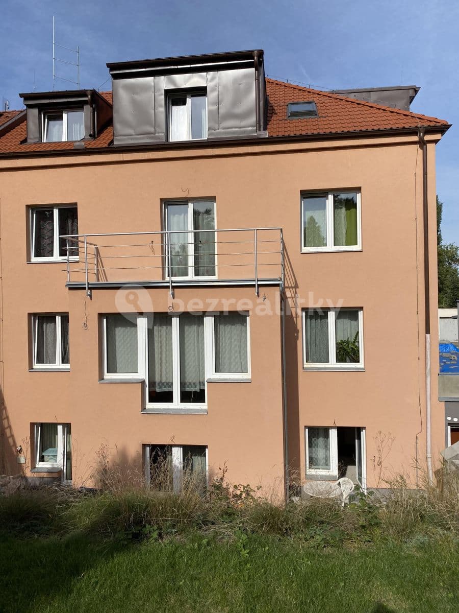 2 bedroom flat to rent, 35 m², Buštěhradská, Prague, Prague 2 bedroom flat to rent, 35 m², Buštěhradská, Prague, Prague