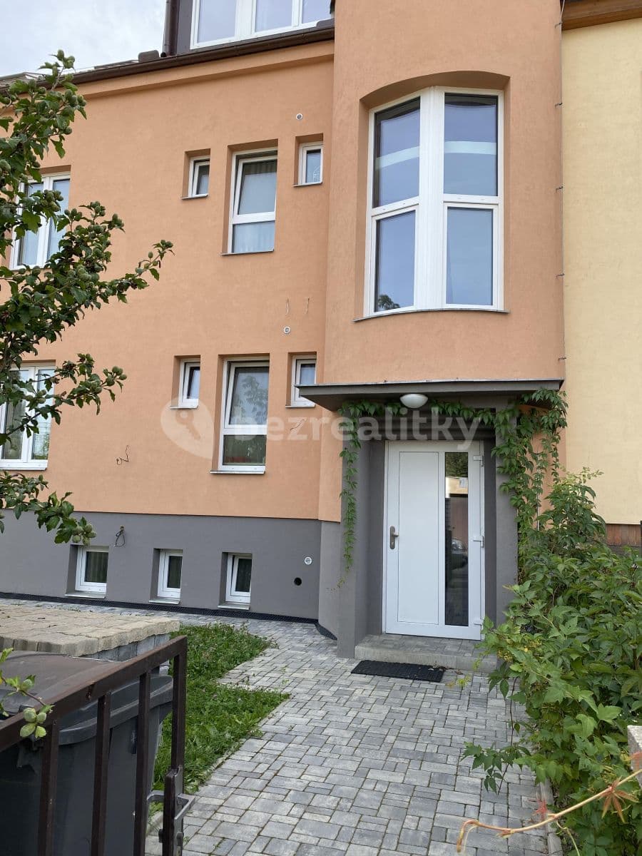 2 bedroom flat to rent, 35 m², Buštěhradská, Prague, Prague 2 bedroom flat to rent, 35 m², Buštěhradská, Prague, Prague