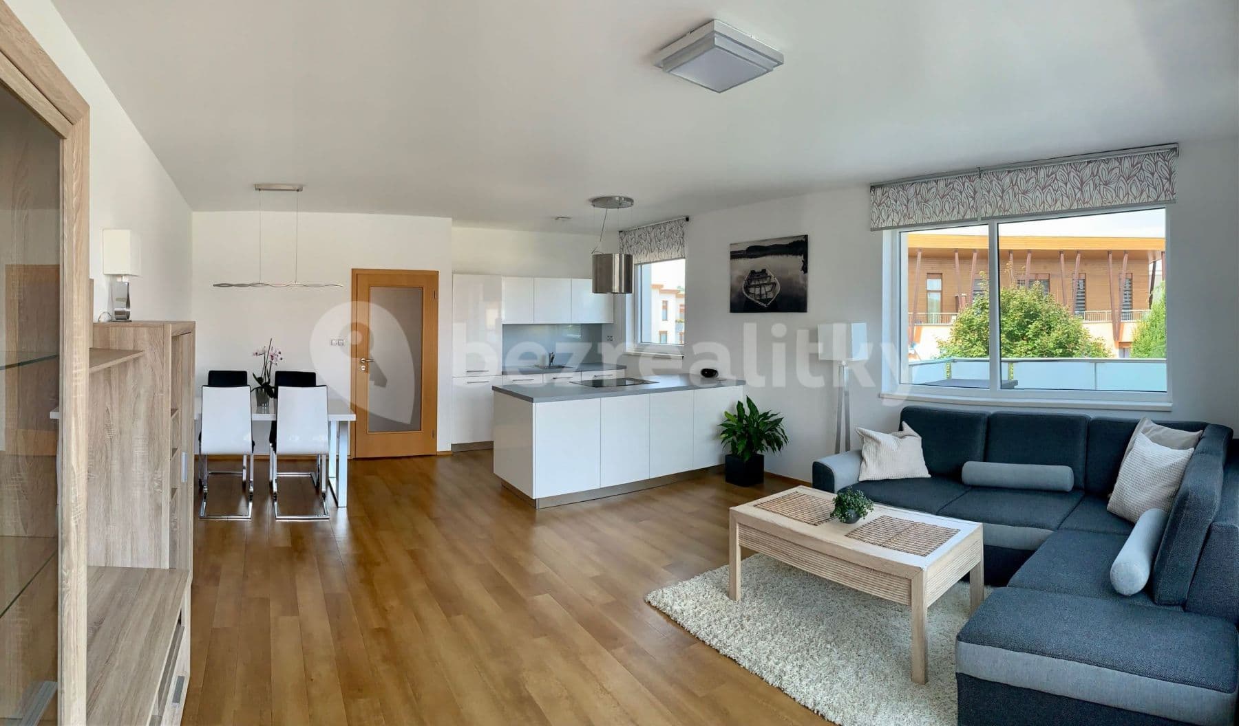 2 bedroom with open-plan kitchen flat to rent, 81 m², Mrkosova, Prague, Prague 2 bedroom with open-plan kitchen flat to rent, 81 m², Mrkosova, Prague, Prague