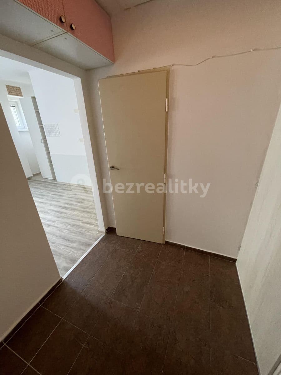 Studio flat to rent, 28 m², Olgy Havlové, Prague, Prague Studio flat to rent, 28 m², Olgy Havlové, Prague, Prague