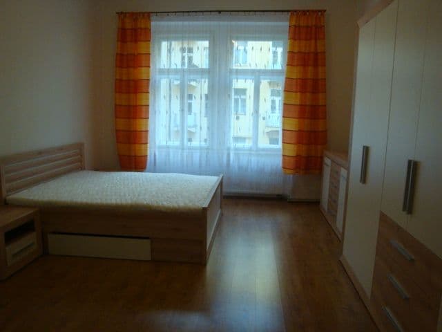 3 bedroom flat to rent, 95 m², Vrázova, Prague, Prague 3 bedroom flat to rent, 95 m², Vrázova, Prague, Prague