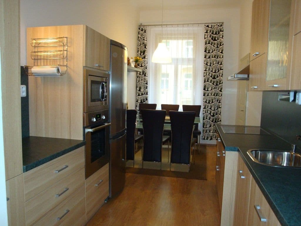 3 bedroom flat to rent, 95 m², Vrázova, Prague, Prague 3 bedroom flat to rent, 95 m², Vrázova, Prague, Prague