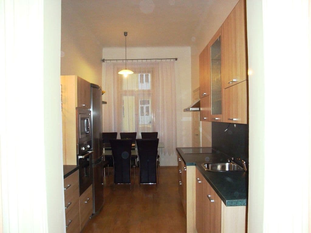 3 bedroom flat to rent, 95 m², Vrázova, Prague, Prague 3 bedroom flat to rent, 95 m², Vrázova, Prague, Prague