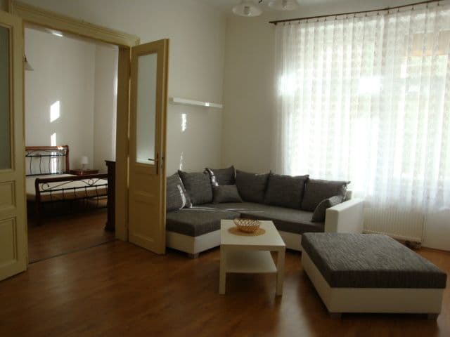 3 bedroom flat to rent, 95 m², Vrázova, Prague, Prague 3 bedroom flat to rent, 95 m², Vrázova, Prague, Prague