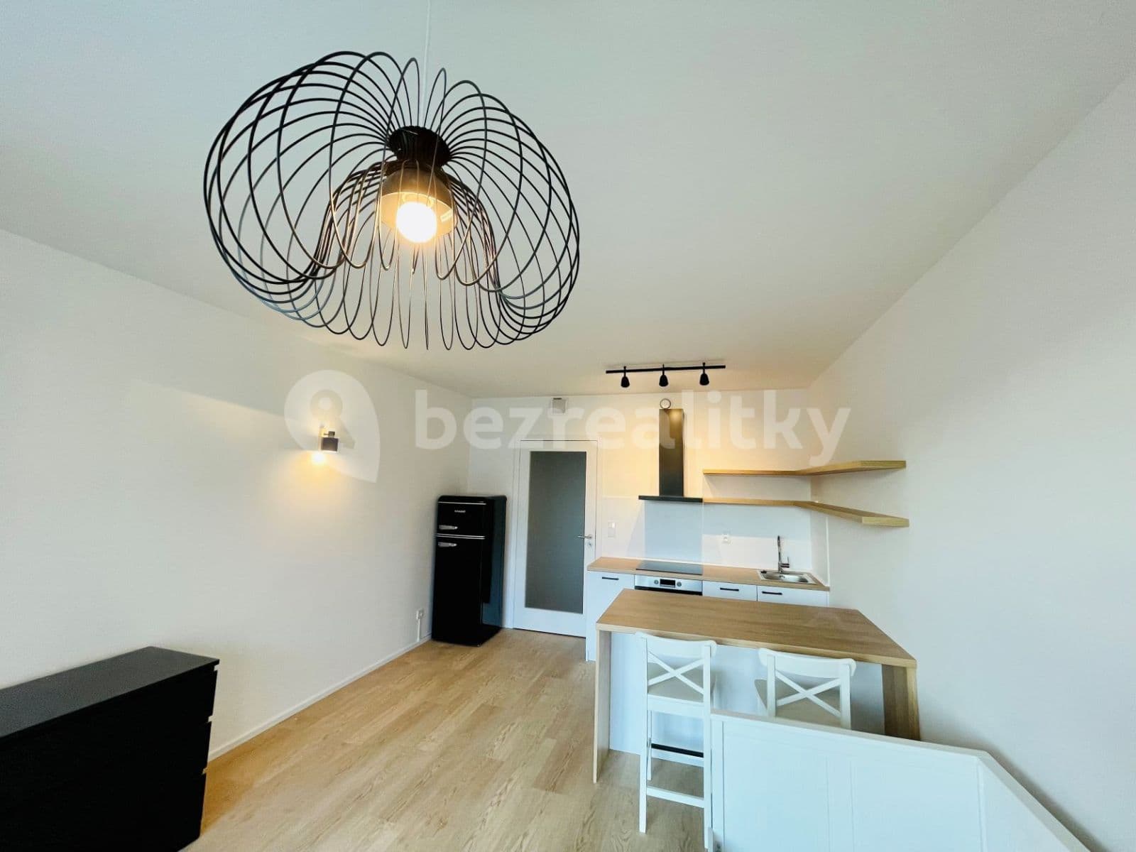 Studio flat to rent, 32 m², Vrbova, Prague, Prague Studio flat to rent, 32 m², Vrbova, Prague, Prague
