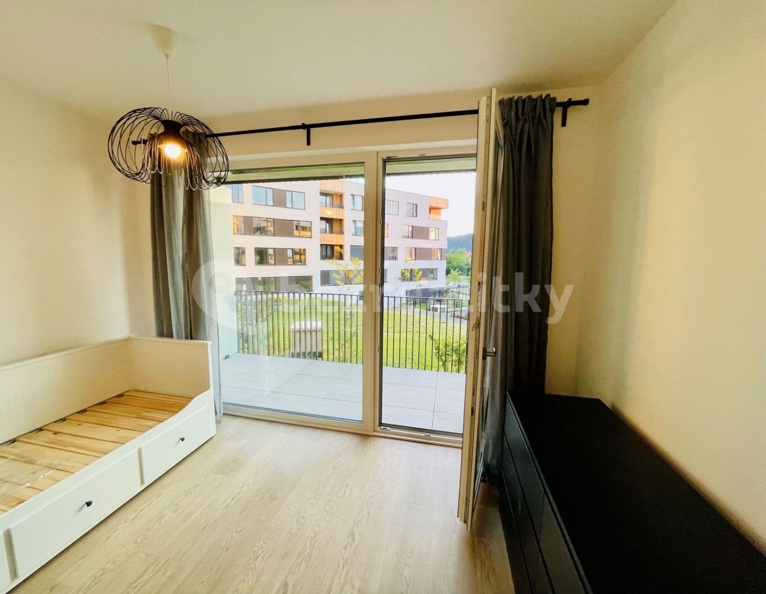 Studio flat to rent, 32 m², Vrbova, Prague, Prague Studio flat to rent, 32 m², Vrbova, Prague, Prague