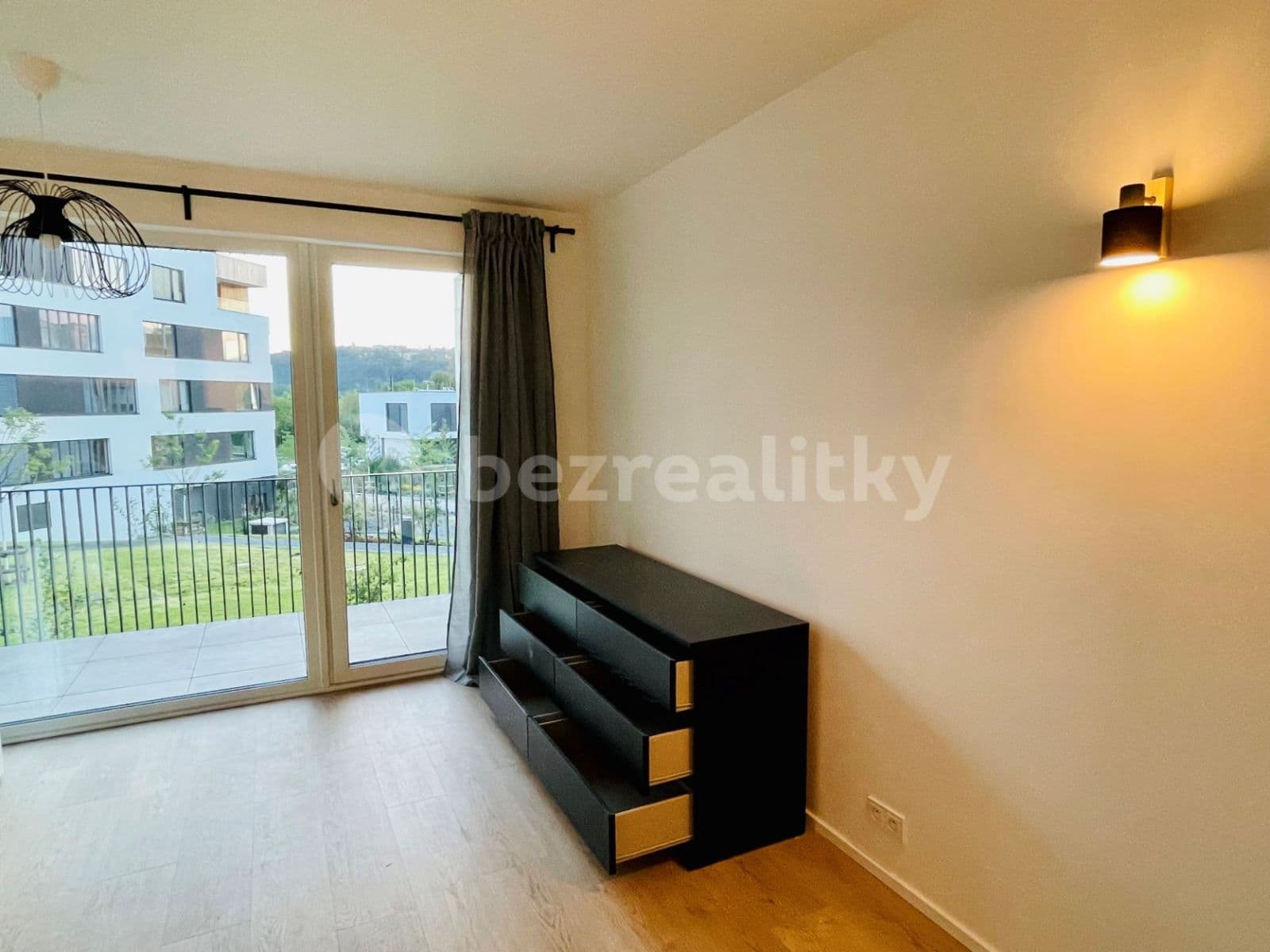 Studio flat to rent, 32 m², Vrbova, Prague, Prague Studio flat to rent, 32 m², Vrbova, Prague, Prague