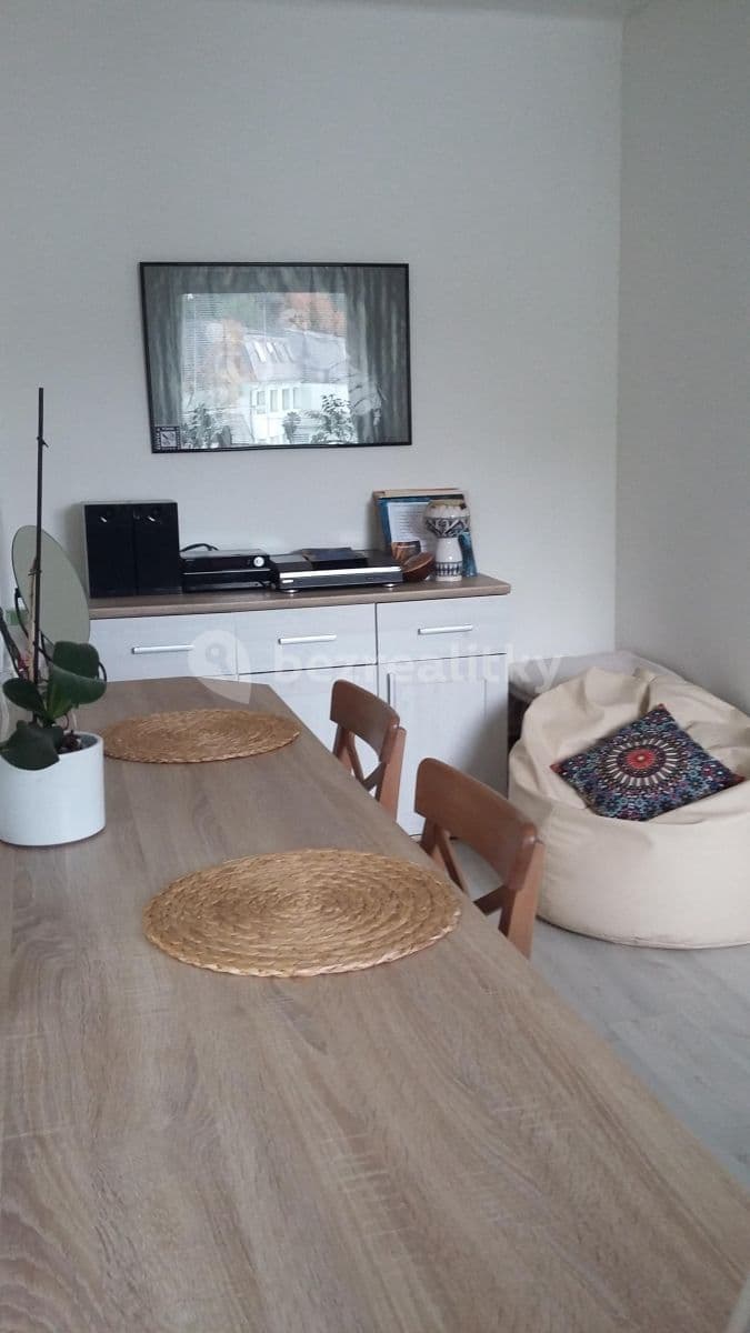 Studio flat to rent, 40 m², V Hlinkách, Beroun, Středočeský Region Studio flat to rent, 40 m², V Hlinkách, Beroun, Středočeský Region