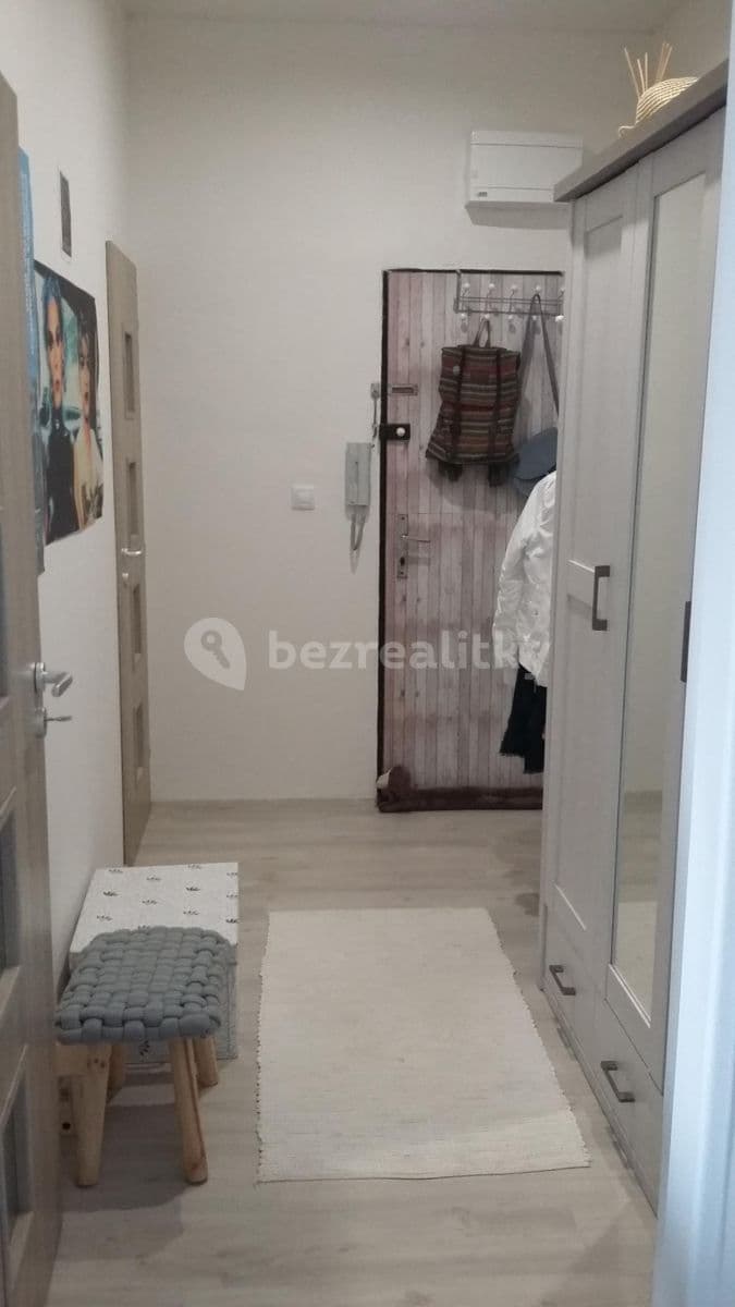 Studio flat to rent, 40 m², V Hlinkách, Beroun, Středočeský Region Studio flat to rent, 40 m², V Hlinkách, Beroun, Středočeský Region