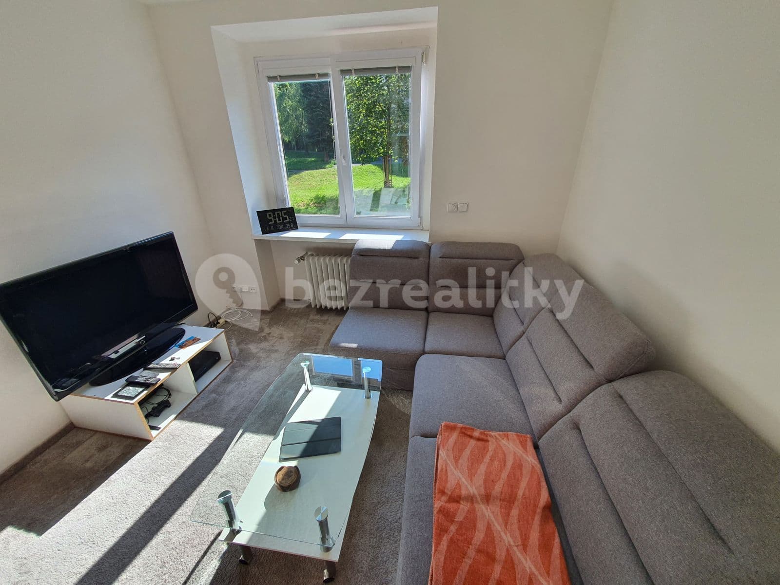 2 bedroom with open-plan kitchen flat to rent, 63 m², Táborská, Prague, Prague 2 bedroom with open-plan kitchen flat to rent, 63 m², Táborská, Prague, Prague