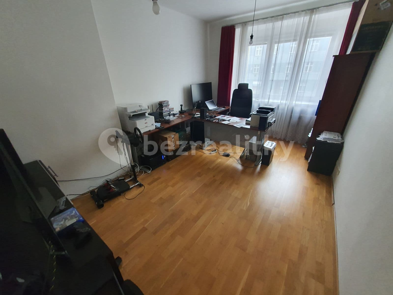 2 bedroom with open-plan kitchen flat to rent, 63 m², Táborská, Prague, Prague 2 bedroom with open-plan kitchen flat to rent, 63 m², Táborská, Prague, Prague
