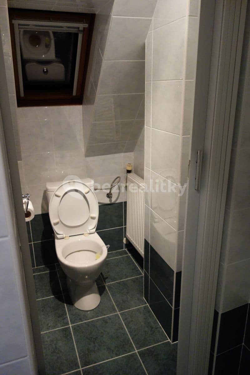 3 bedroom flat to rent, 90 m², U Háje, Prague, Prague 3 bedroom flat to rent, 90 m², U Háje, Prague, Prague