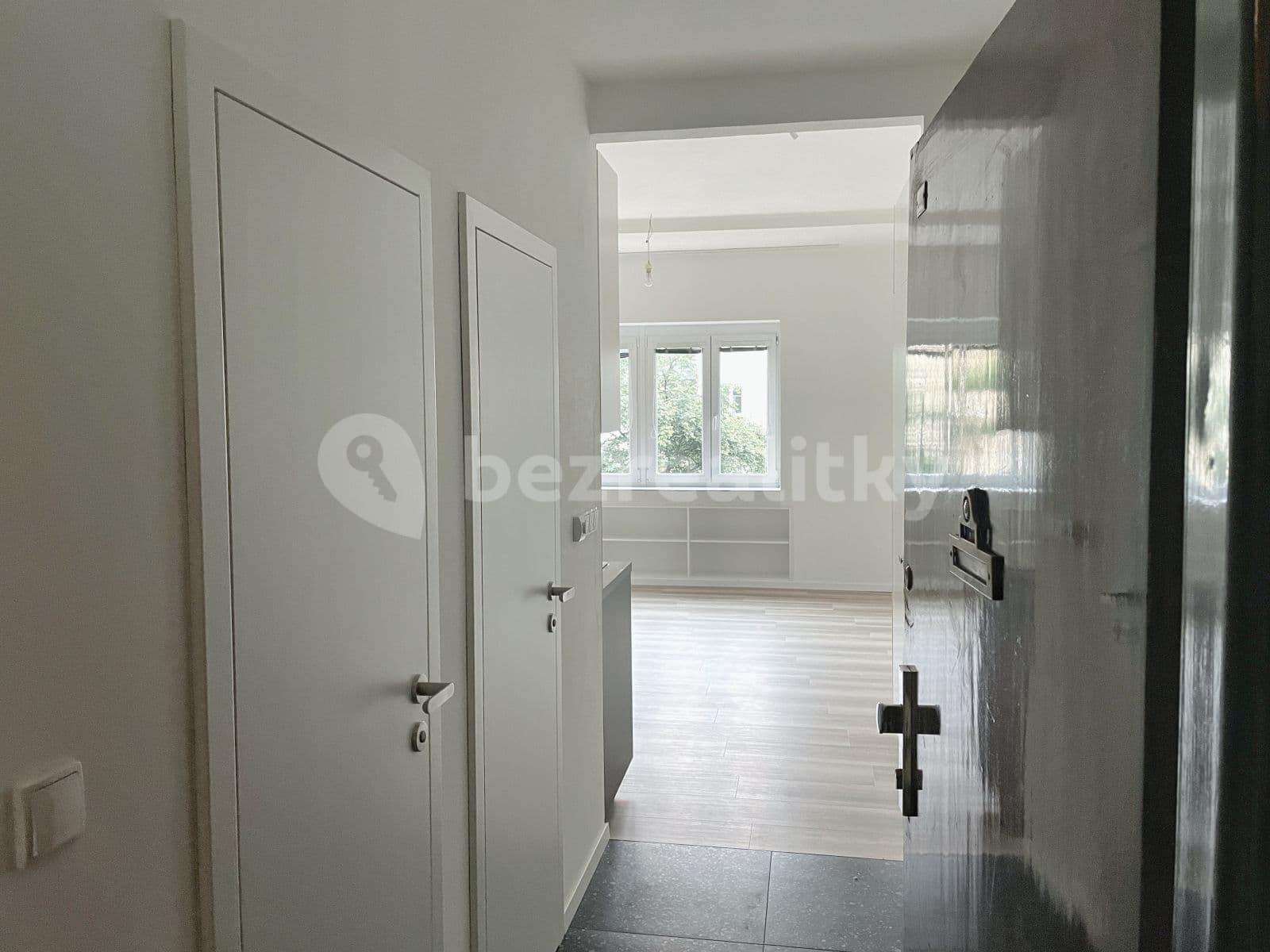 Small studio flat to rent, 29 m², U Družstva Ideál, Prague, Prague Small studio flat to rent, 29 m², U Družstva Ideál, Prague, Prague