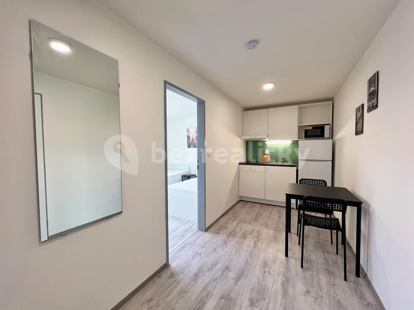 2 bedroom flat to rent, 32 m², Hybešova, Brno, Jihomoravský Region 2 bedroom flat to rent, 32 m², Hybešova, Brno, Jihomoravský Region