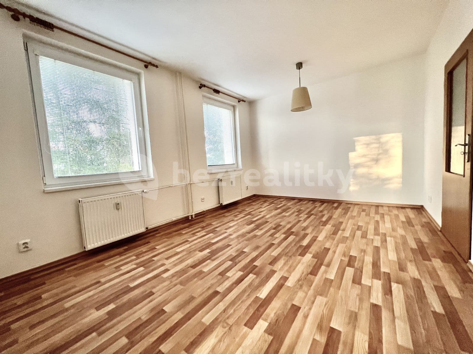 3 bedroom flat to rent, 65 m², třída Přátelství, Písek, Jihočeský Region 3 bedroom flat to rent, 65 m², třída Přátelství, Písek, Jihočeský Region