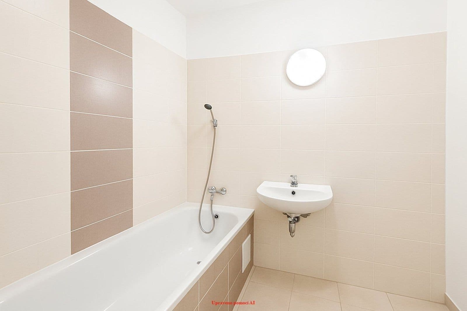 4 bedroom flat to rent, 85 m², Obránců míru, Havířov, Moravskoslezský Region 4 bedroom flat to rent, 85 m², Obránců míru, Havířov, Moravskoslezský Region