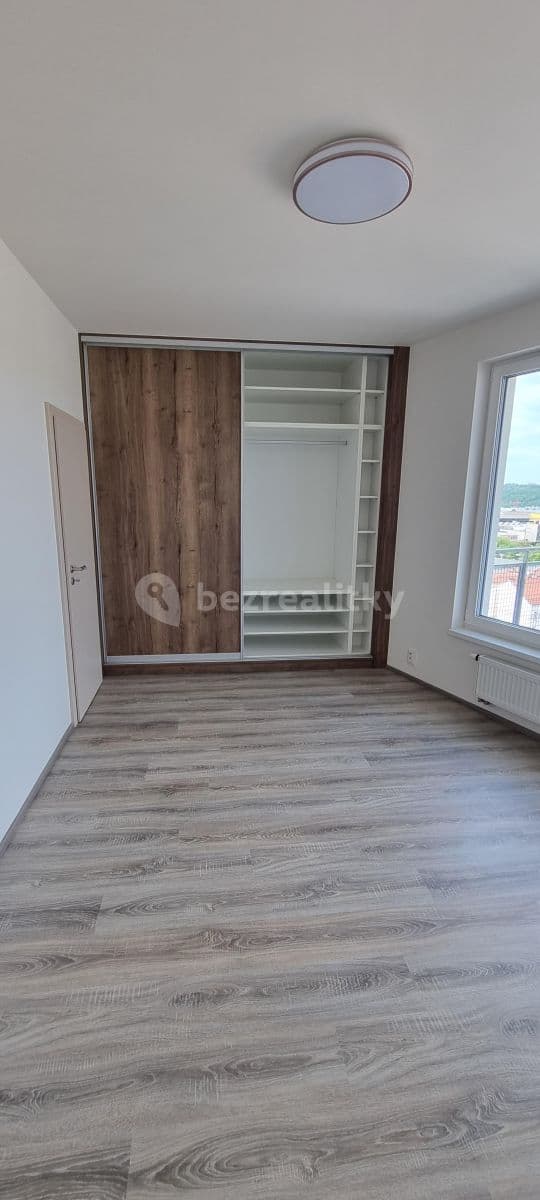 1 bedroom with open-plan kitchen flat to rent, 72 m², Čerpadlová, Prague, Prague 1 bedroom with open-plan kitchen flat to rent, 72 m², Čerpadlová, Prague, Prague